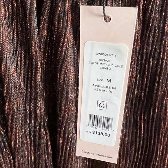 BCBGeneration | Metallic | PLEATED MINI DRESS - Picture 7 of 7